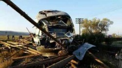Un tren a lovit un camion ! Accident feroviar în Mureș