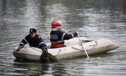 Un copil de 14 ani a căzut în lacul Doru de lângă pescăria din Pecica !
