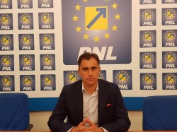 Ioan Cristina(senator PNL Arad)„Suspendarea Președintelui—o acțiune inconștientă a PSD-ului”