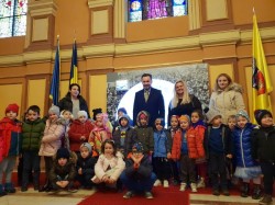 Micuții de la Grădinița Bambi l-au vizitat pe primarul Aradului, Gheorghe Falcă