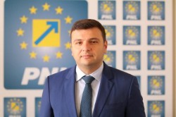 Sergiu Bîlcea : „Parlamentarii PSD sunt chemaţi să susţină finanţarea a 11 priorităţi ale Aradului prin bugetul de stat”