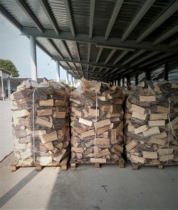 Romsilva recomandă populaţiei să se aprovizioneze din timp cu lemne pentru foc