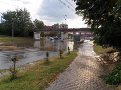 Ploaia de vară a inundat din nou zonele „cheie” ale municipiului