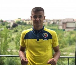 UTA își schimbă fundașul dreapta în ultima zi de transferuri! A sosit Andrei Rus, Ivan se întoarce la Alba Iulia
