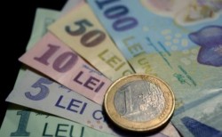 Euro a trecut pragul de 4,8 lei. Ce se întâmplă cu dolarul