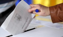 Prezența la vot - Alegeri prezidențiale turul doi. Date oficiale de la BEC, ora 11. Vezi procentul în județul Arad

