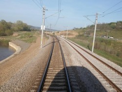 Încă 18 km de cale ferată de mare viteza din tronsonul Simeria–Arad–Curtici, daţi în folosinţă