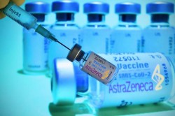Astra Zeneca în imposibilitate să livreze cantităţile de vaccin convenite cu U.E.