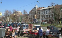 Peste 100 de locații pentru vânzarea mărțișoarelor în Arad