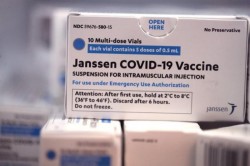 Deși românii nu se înghesuie la vaccinarea cu Janssen, alte 74.400 doze ajung joi în țară

