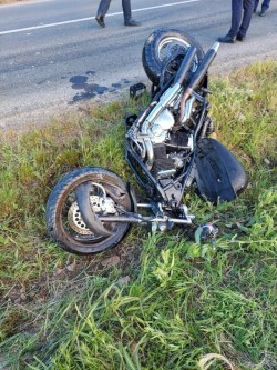 Un motociclist de 37 de ani din Arad a murit după ce a intrat cu motocicleta într-un cap de pod 