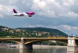 Wizz Air redeschide 27 de rute din România către 9 țări europene, printre care Italia, Germania, Spania sau Marea Britanie

