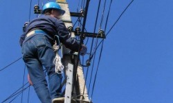 Șase localități arădene vor rămâne vineri fără curent electric


