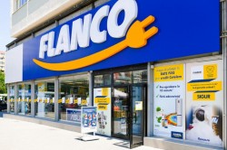 Flanco a deschis cel de-al doilea magazin la Arad şi a ajuns la o reţea locală de 160 de unităţi

