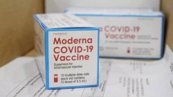 Deși aproape nimeni nu se mai vaccinează iar în depozite sunt peste 3 milioane de doze, alte 177.600 de vaccinuri Moderna au sosit azi în România