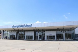 ADIO curse Blue Air de pe Aeroportul din Arad! Consilierii judeţeni au votat pentru rezilierea contractului