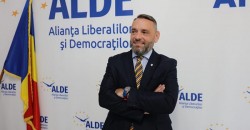 Alexandru Tiberiu Dekany încearcă să resusciteze ALDE. El este noul președinte interimar al partidului
