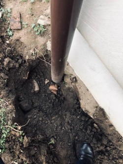 Bombă neexplodată descoperită în grădina unui localnic din Macea