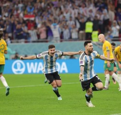 CLIPA DE MONDIAL: Messi a marcat cu gol aniversarea a 1000 de meciuri oficiale. Argentina – Australia 2 – 1. Primul meci șoc în sferturi