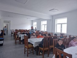 A demarat programul „Masă caldă în școli” la Șiria

