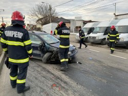 Accident rutier provocat de un șofer căruia i s-a făcut rău la volan pe Calea Radnei