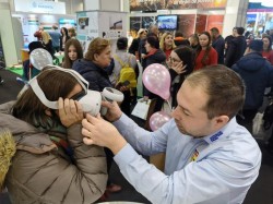 180 de bucureșteni au venit în excursie virtuală sâmbătă la Arad

