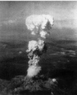6 august - Ziua Hiroshimei: Ziua Mondială a luptei pentru interzicerea armei nucleare

