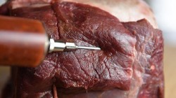 Carnea sintetică, interzisă în România. Proiect de lege
