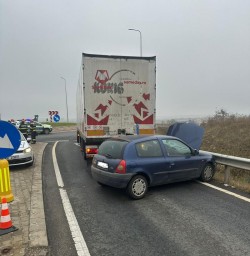 Trafic îngreunat la coborârea de pe autostrada A1 de la Giarmata din cauza unui accident