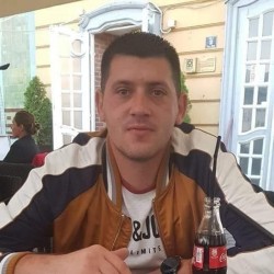 Pedeapsă de 28 de ani de închisoare pentru bărbatul care vara trecută a ucis doi bătrâni în apartamentul lor din zona Unirii din Timișoara

