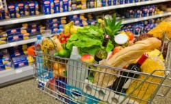 Plafonarea adaosurilor comerciale la alimentele de bază va fi prelungită încă două luni