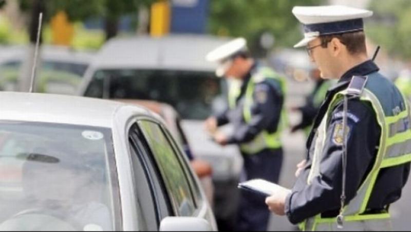 Șoferii fără poliță RCA la mașină ar putea riscă amenzi de până la 10.000 de lei. Propunere ASF trimisă în Parlament
