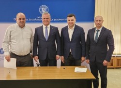 Macea și Zărand au semnat la București contracte în valoare de 34 de milioane de lei